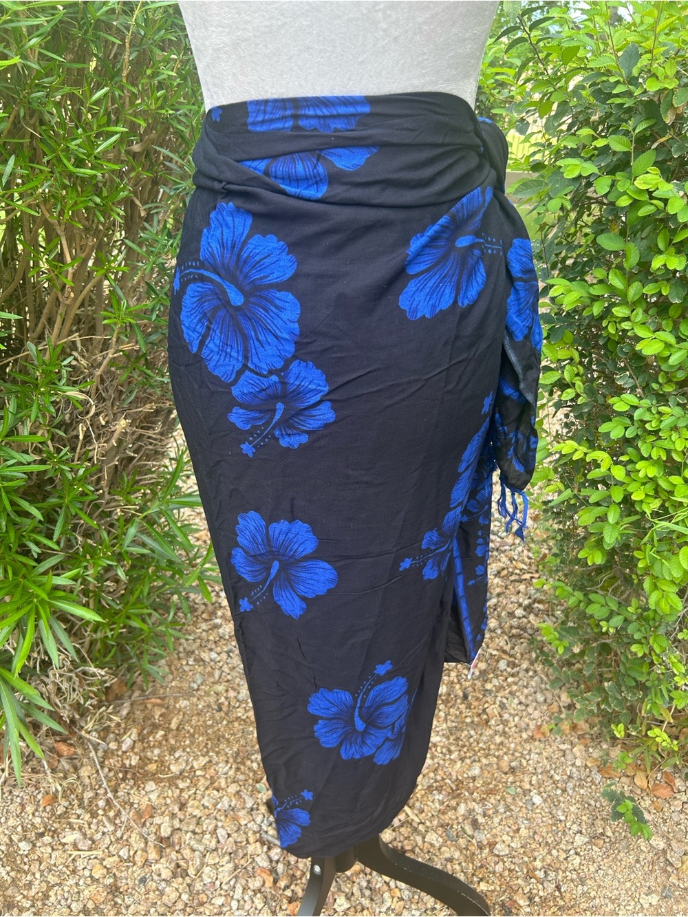 I Ucho Bali Blue Floral Wrap Sarong Pareo for Women Swim